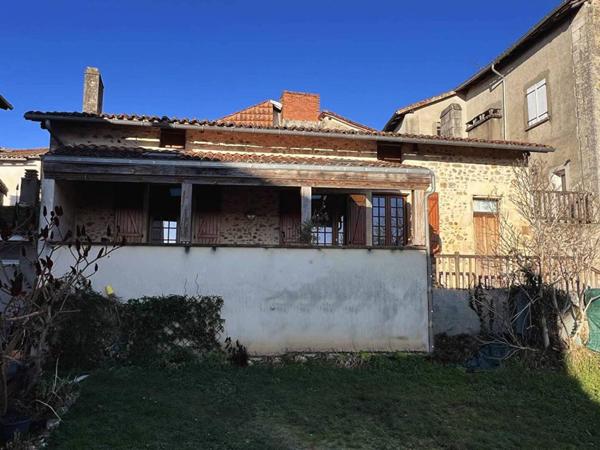 Immeuble Nontron 315 m2