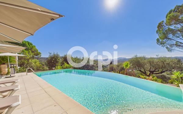 Maison à vendre    10 pièces • 228,77 m2 Montauroux