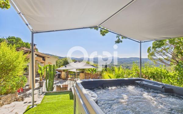 Maison à vendre    10 pièces • 228,77 m2 Montauroux