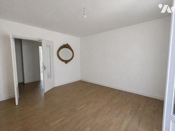 APPARTEMENT 3 PIECES - BALCON - STATIONNEMENT - NANTES TOUTES AIDES