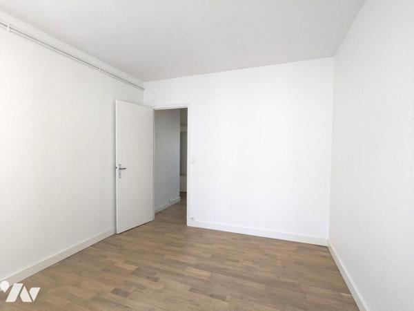 APPARTEMENT 3 PIECES - BALCON - STATIONNEMENT - NANTES TOUTES AIDES