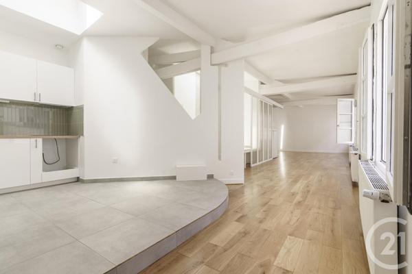 Appartement F3 à vendre  3 pièces - 77,97 m 2   PARIS  - 75011