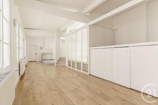 Appartement F3 à vendre  3 pièces - 77,97 m 2   PARIS  - 75011