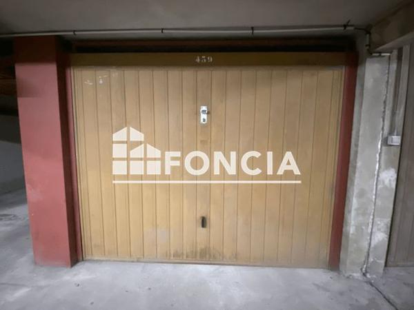 Location Parking - AVENUE JACQUES PILLEMENT Hyeres Les Palmiers 83400