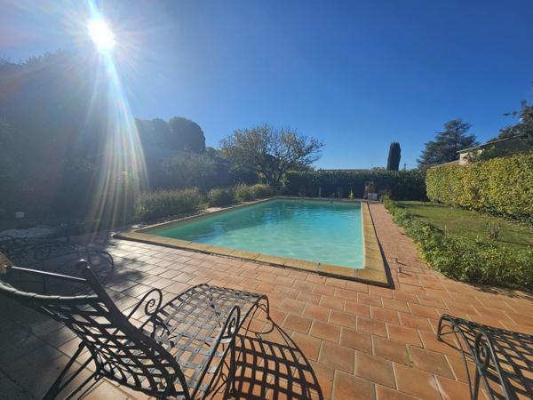 Caveirac (30820) Viager occupé - F 74 ans - Caveirac