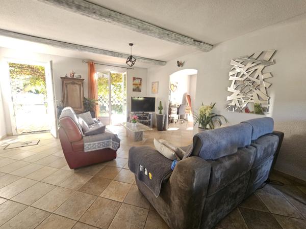 Caveirac (30820) Viager occupé - F 74 ans - Caveirac