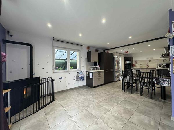 Maison - 5 pièces - 98 m²