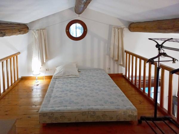 Petite maison 1 chambre avec extérieur.
