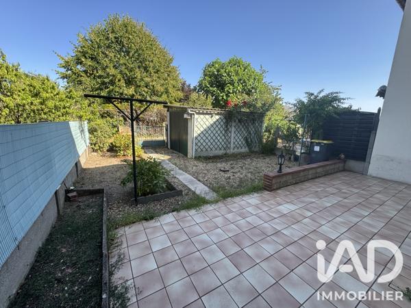 Maison à vendre 6 pièces 88,4 m² Saint-Denis-de-l'Hôtel