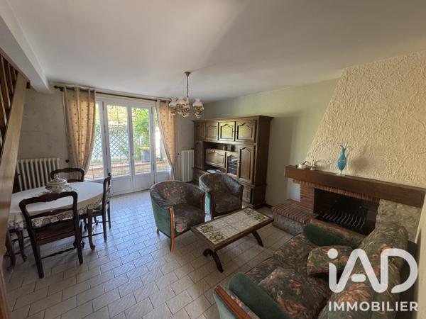 Maison à vendre 6 pièces 88,4 m² Saint-Denis-de-l'Hôtel