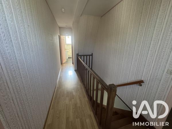 Maison à vendre 6 pièces 88,4 m² Saint-Denis-de-l'Hôtel
