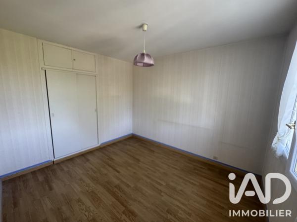 Maison à vendre 6 pièces 88,4 m² Saint-Denis-de-l'Hôtel