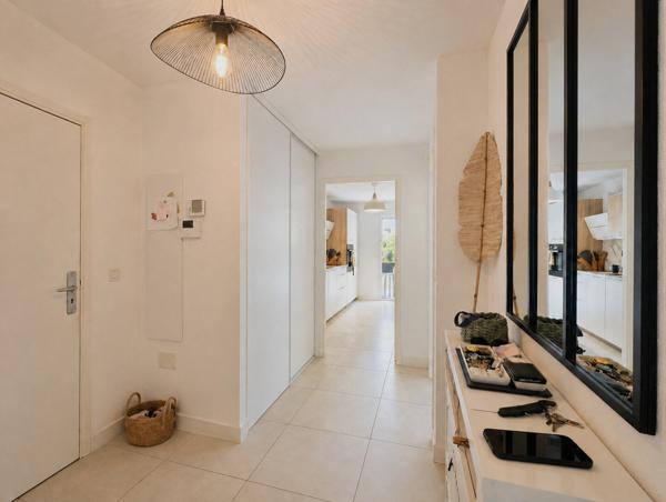 MAGNIFIQUE APPARTEMENT PISCINE GARAGE