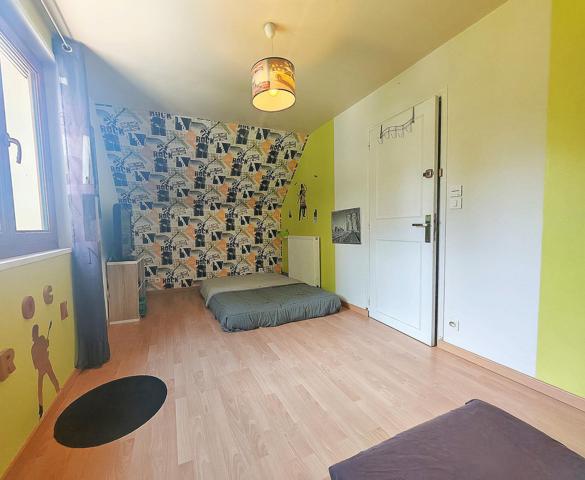 Pavillon 6 pièces dans un environnement au cœur de la forêt