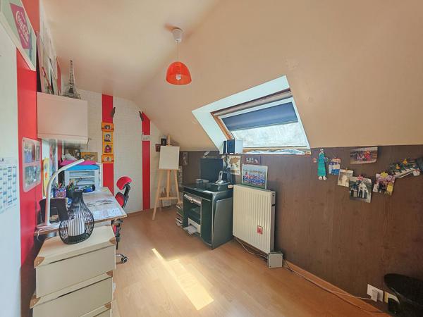 Pavillon 6 pièces dans un environnement au cœur de la forêt