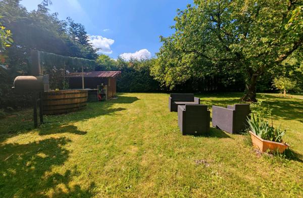 Pavillon 6 pièces dans un environnement au cœur de la forêt