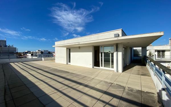 Appartement à louer    3 pièces • 76,25 m2 La Rochelle