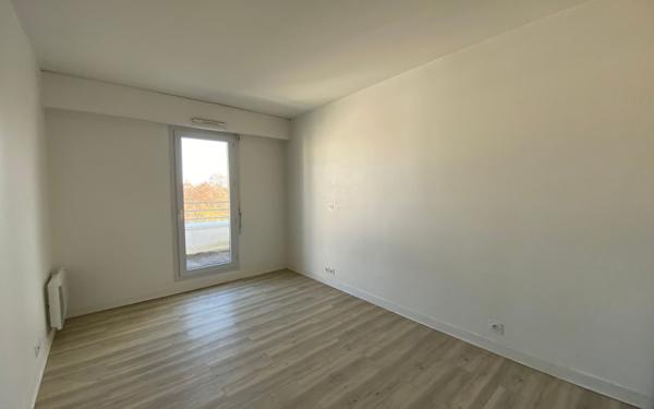 Appartement à louer    3 pièces • 76,25 m2 La Rochelle