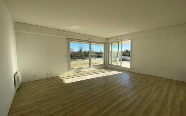 Appartement à louer    3 pièces • 76,25 m2 La Rochelle