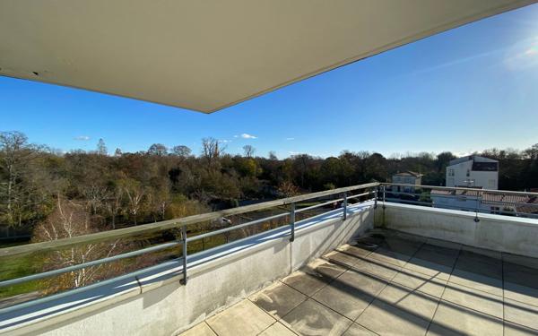 Appartement à louer    3 pièces • 76,25 m2 La Rochelle