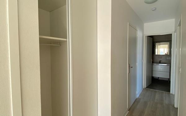 Appartement à louer    3 pièces • 76,25 m2 La Rochelle