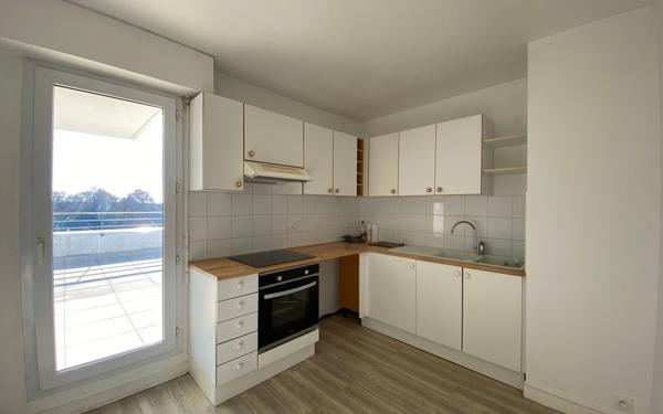 Appartement à louer    3 pièces • 76,25 m2 La Rochelle