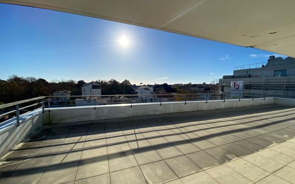 Appartement à louer    3 pièces • 76,25 m2 La Rochelle