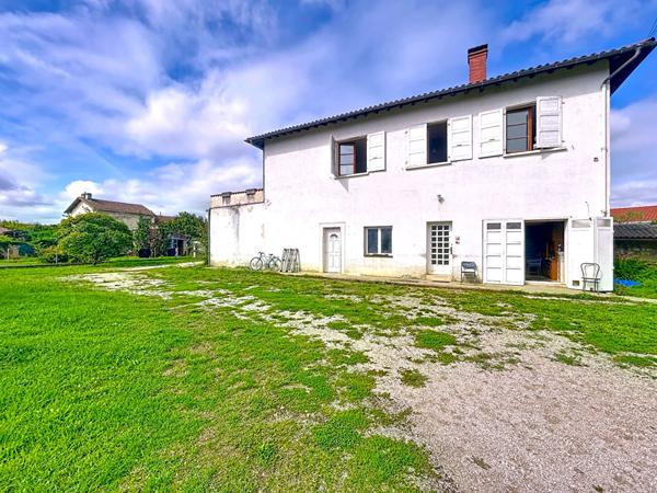 OPPORTUNITÉ RARE : MAISON + 2 GARAGES SUR 1210 M² /SECTEUR PRISE PAMIERS