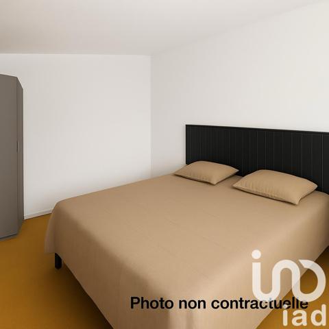 House for sale 4 rooms 79 m² Évry