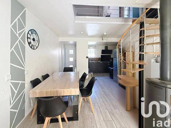 House for sale 4 rooms 79 m² Évry