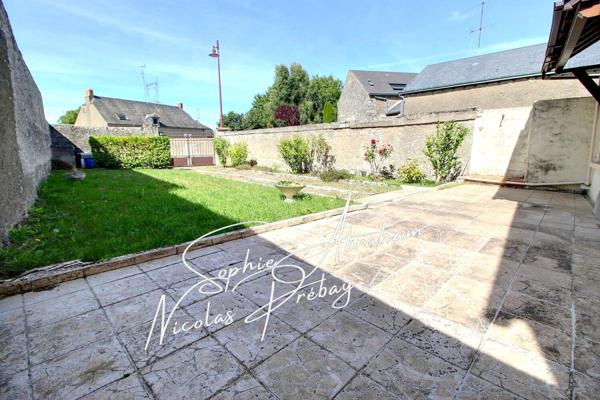 Maison rurale avec terrain et dépendance