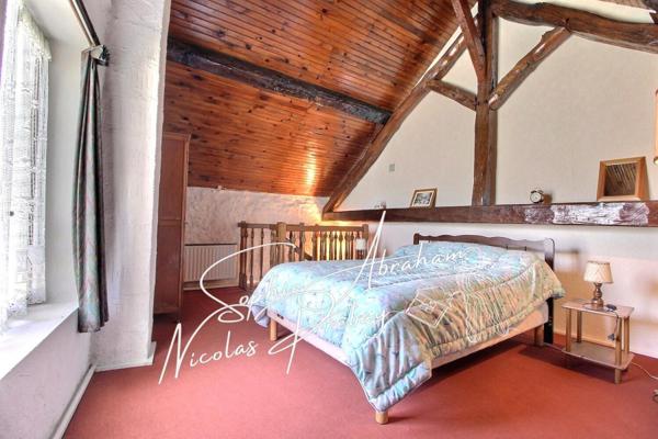 Maison rurale avec terrain et dépendance