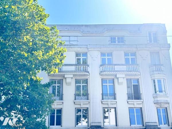 TOURS-  160 AVENUE DE  GRAMMONT