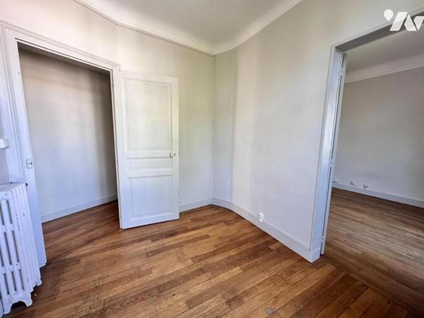 TOURS-  160 AVENUE DE  GRAMMONT