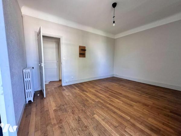 TOURS-  160 AVENUE DE  GRAMMONT