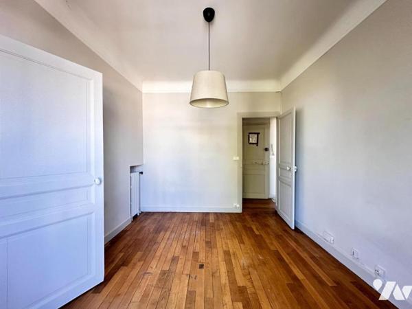 TOURS-  160 AVENUE DE  GRAMMONT