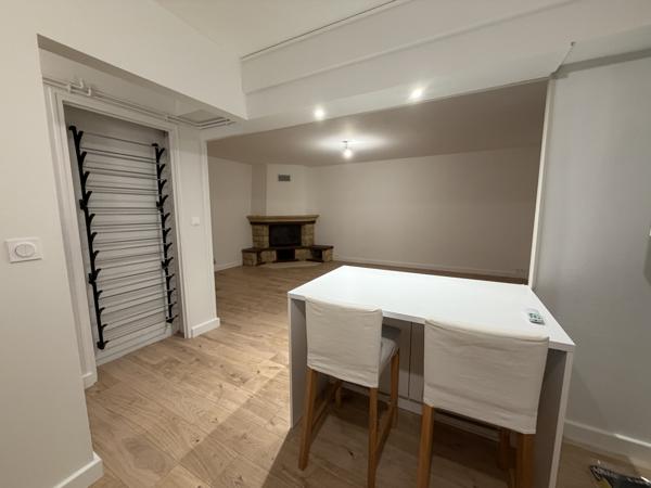 Appartement 2 pièce(s) 1 chambre(s) 65.7 m²