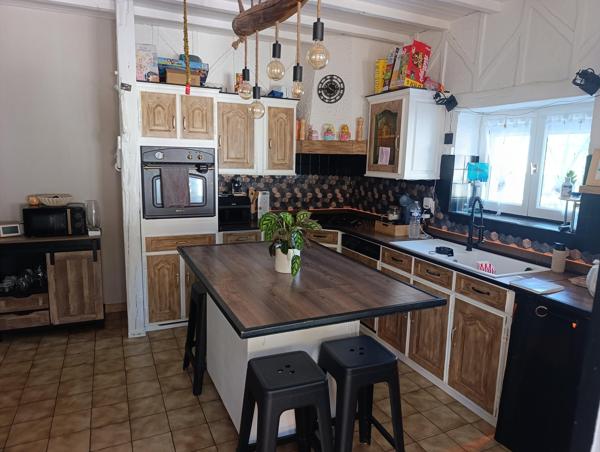 Longère rénovée – 115 m² – Terrain clos de 2 283 m² – Thizay (36100)