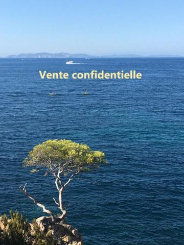 DEMEURE DE PRESTIGE - TOULON-CAP BRUN