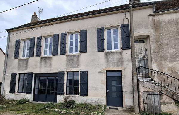 SYMPATHIQUE MAISON RENOVEE