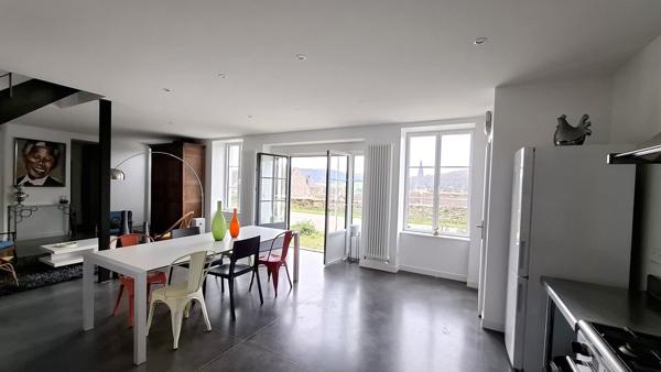 SYMPATHIQUE MAISON RENOVEE