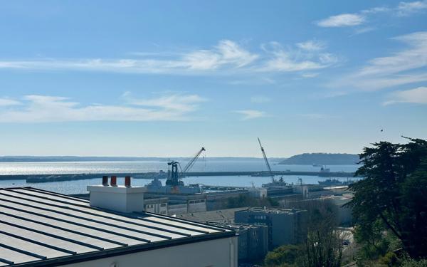 Maison à vendre    9 pièces •  Brest