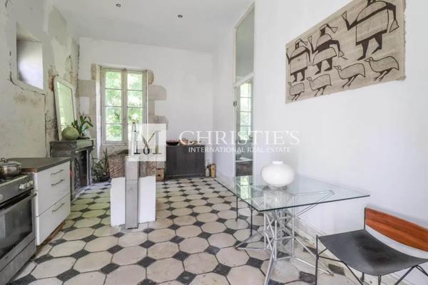 Un magnifique MANOR HOUSE et ses dépendances dans un domaine de 10 hectares de prés et de bois, près de CASTELJALOUX.