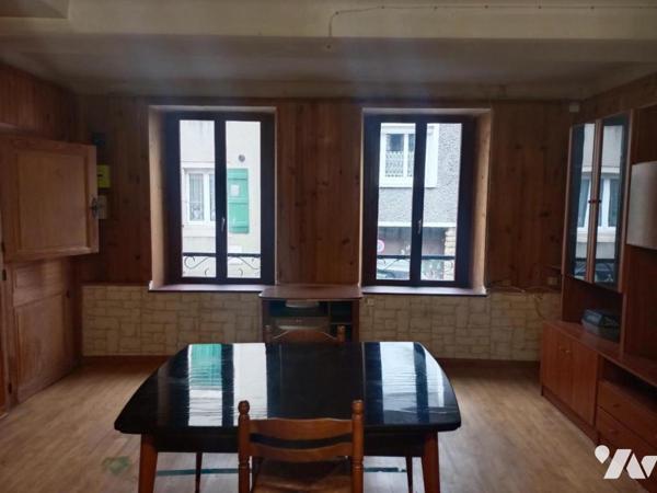 MAISON A VENDRE A STENAY