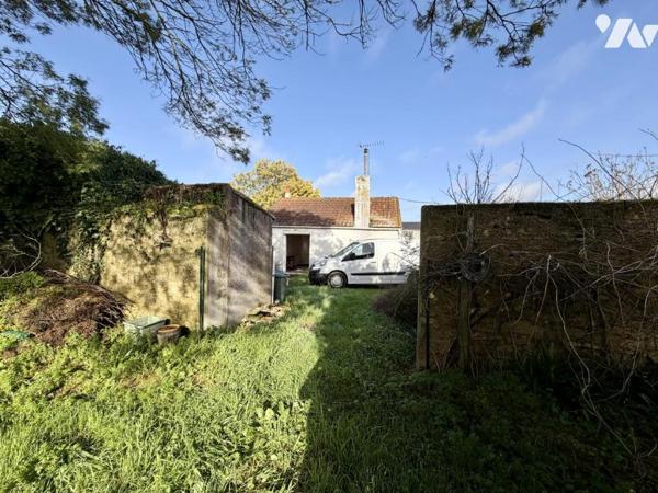 CHAUMES EN RETZ A RENOVER