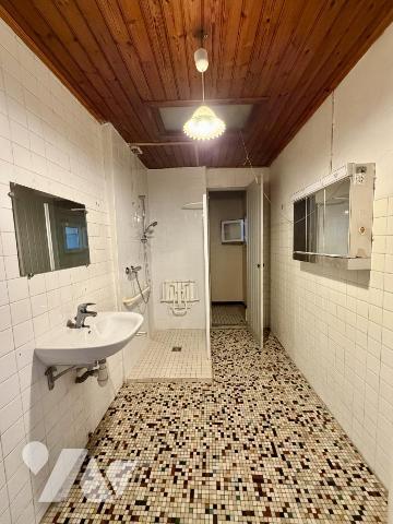 CHAUMES EN RETZ A RENOVER