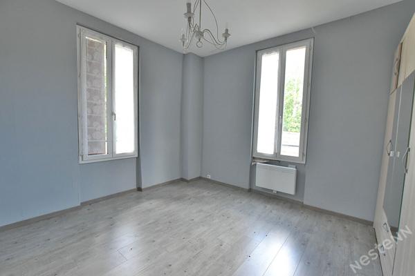 A vendre - Propriété de caractère avec maison de maître de 1892, seconde habitation indépendante et parc arboré de plus de 2 500 m²