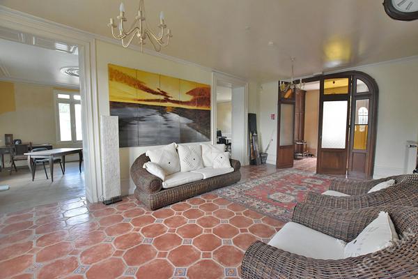 A vendre - Propriété de caractère avec maison de maître de 1892, seconde habitation indépendante et parc arboré de plus de 2 500 m²