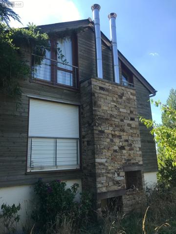 Chalet à vendre à Villefranche-de-Panat dans l'Aveyron (12430), ref :