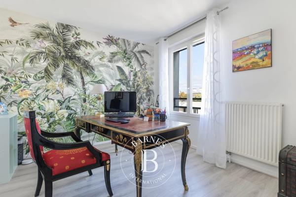 Courbevoie, Appartement 4 Chambres -  165 m² à vendre